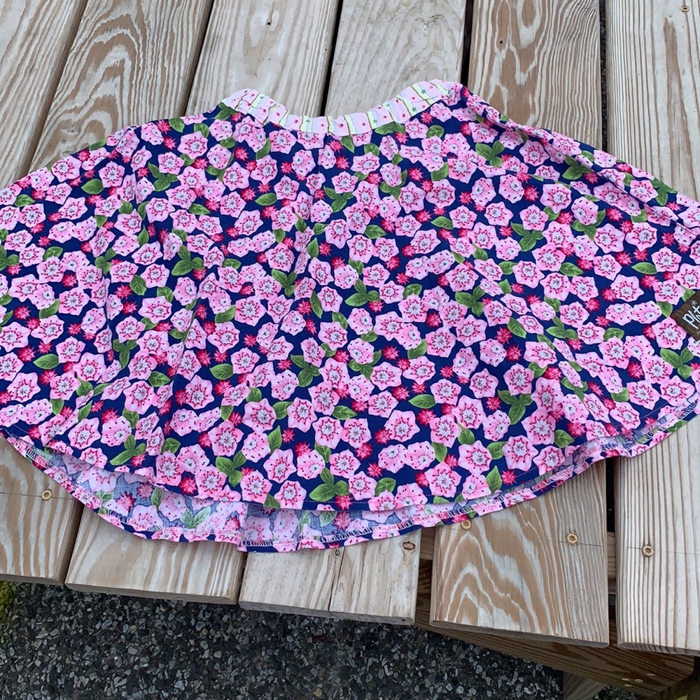 Matilda Jane platinum floral skirt with flower size 8 (#2 of 8) - Picture 6 of 6